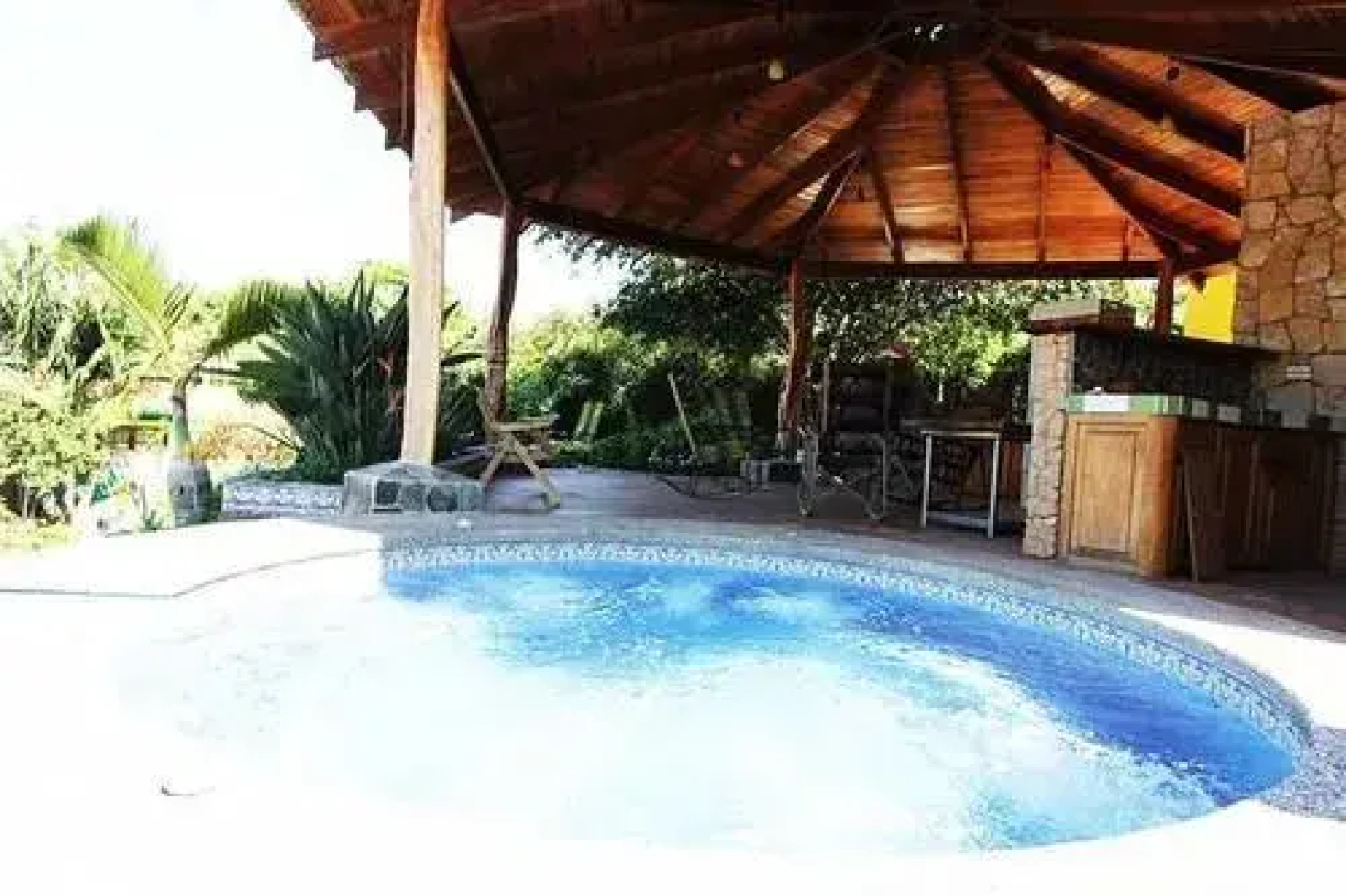 La Jacaranda Luxury Condos