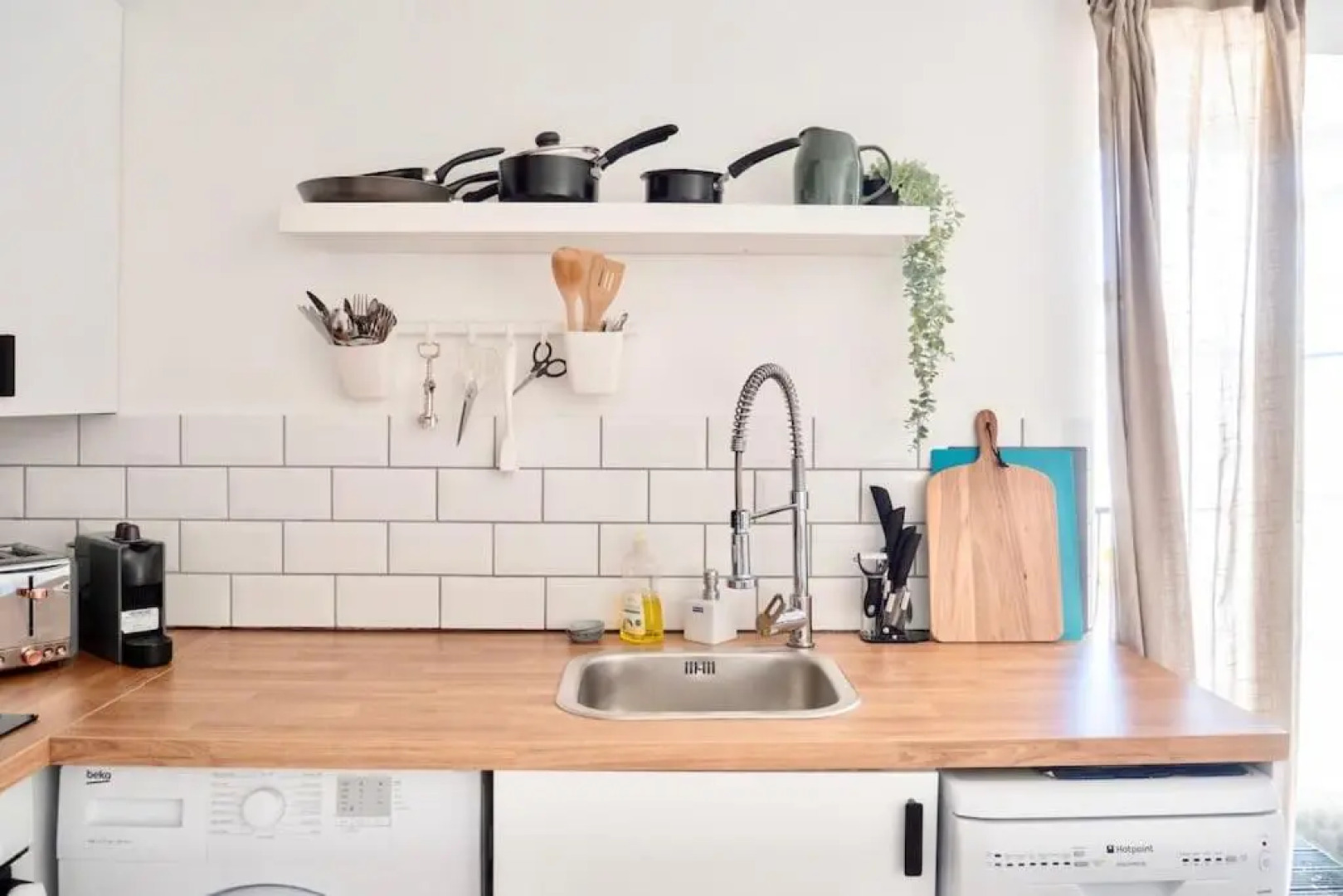 Penarth/Cardiff Bay: Deluxe Flat: 10 Mins to City!