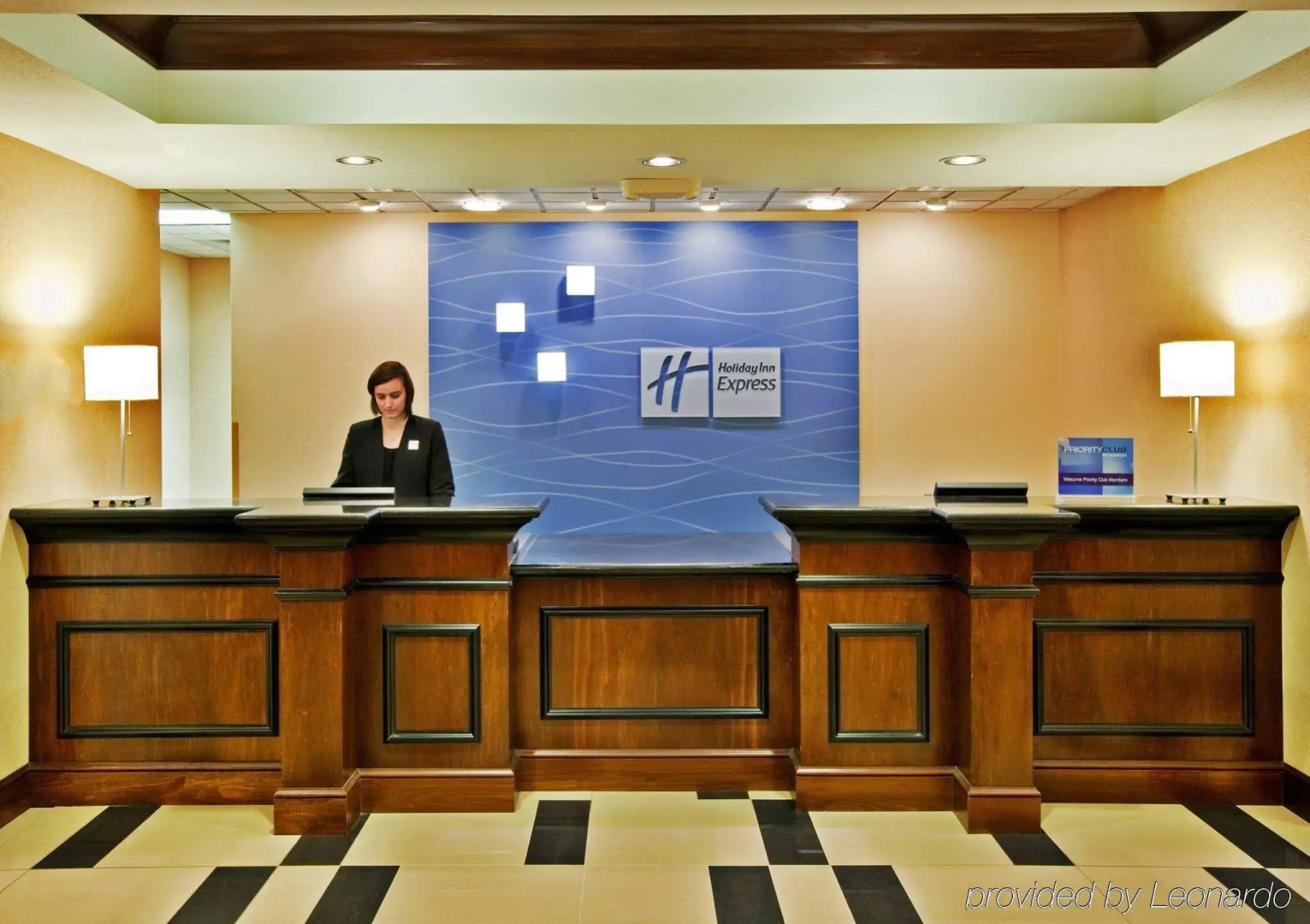 Holiday Inn Express Hotel & Suites Crawfordsville by IHG