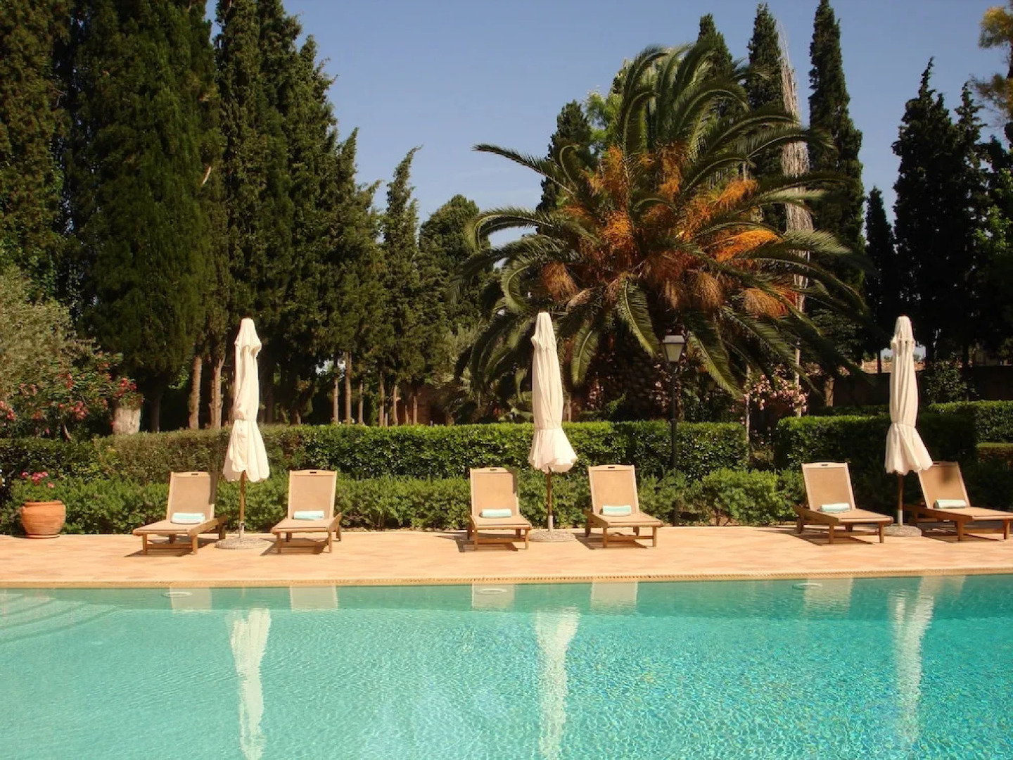 Argentikon Luxury Suites