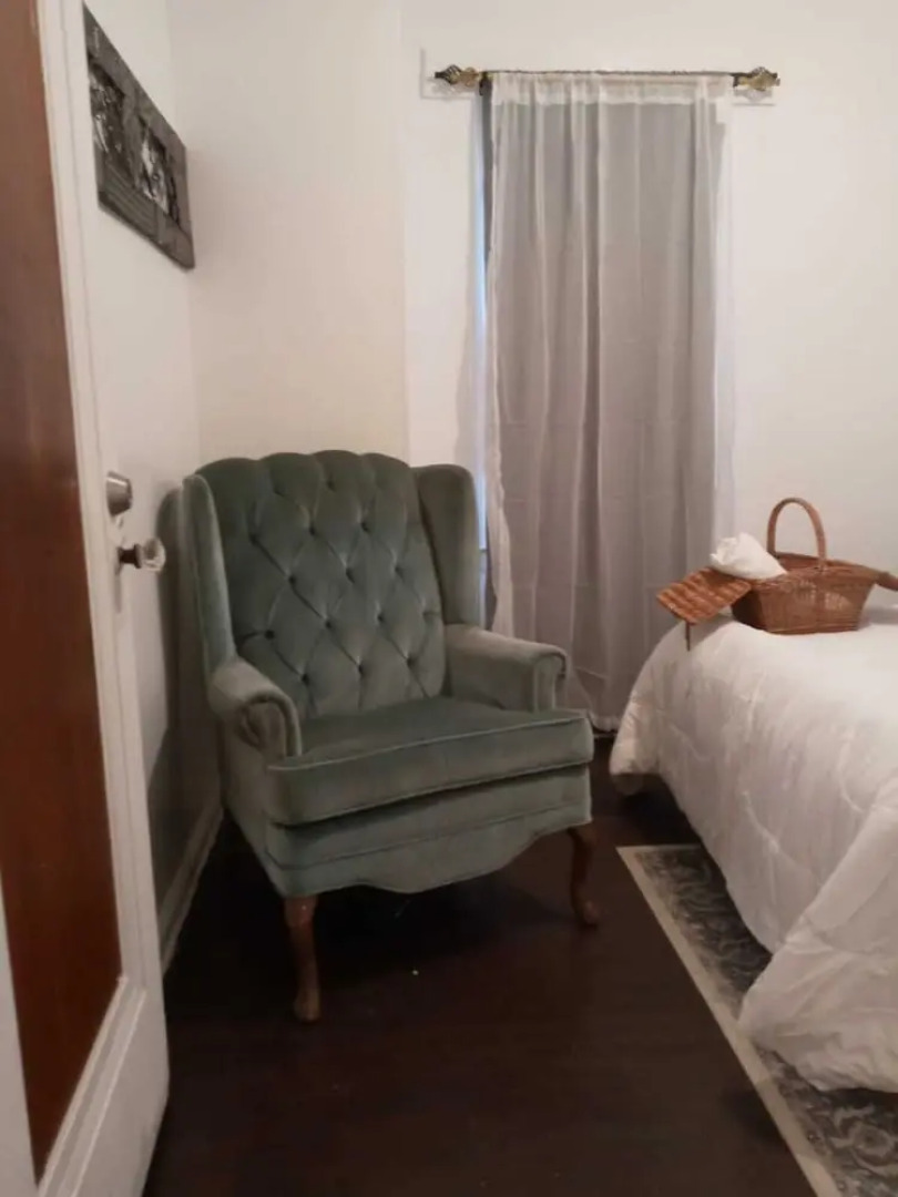 Super Comfy Room at a Great Location