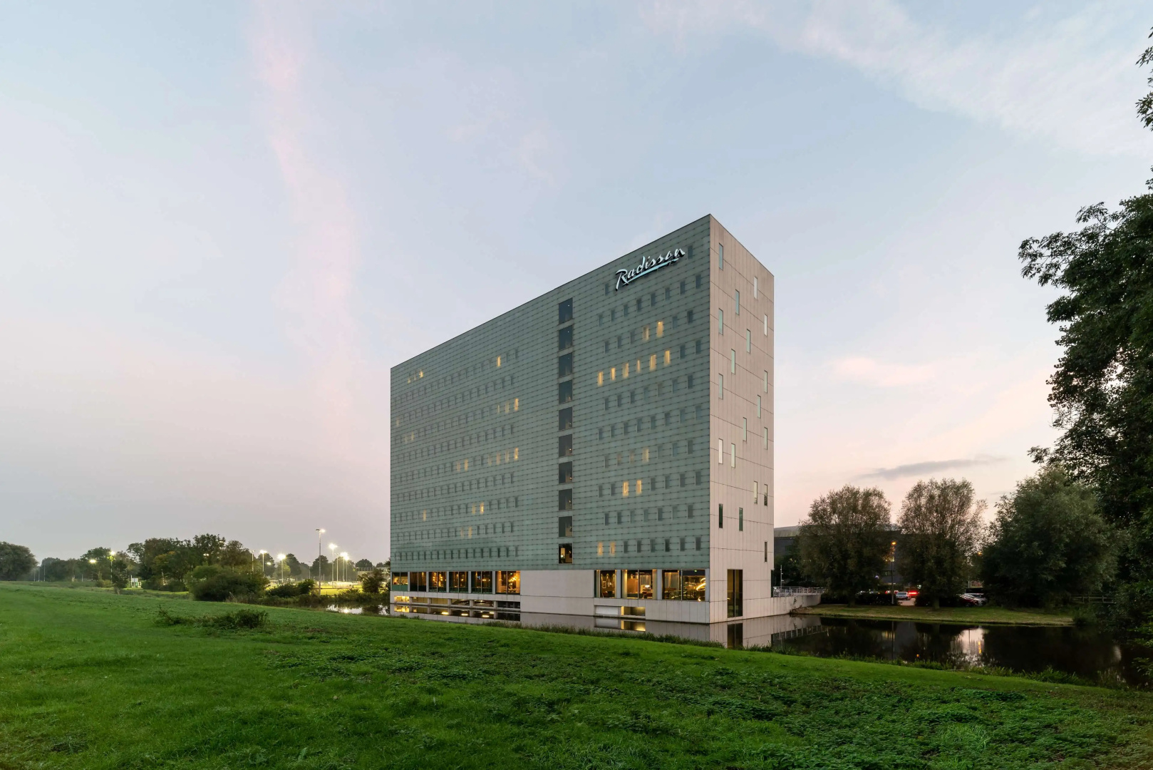 Radisson Hotel &Suites Amsterdam South