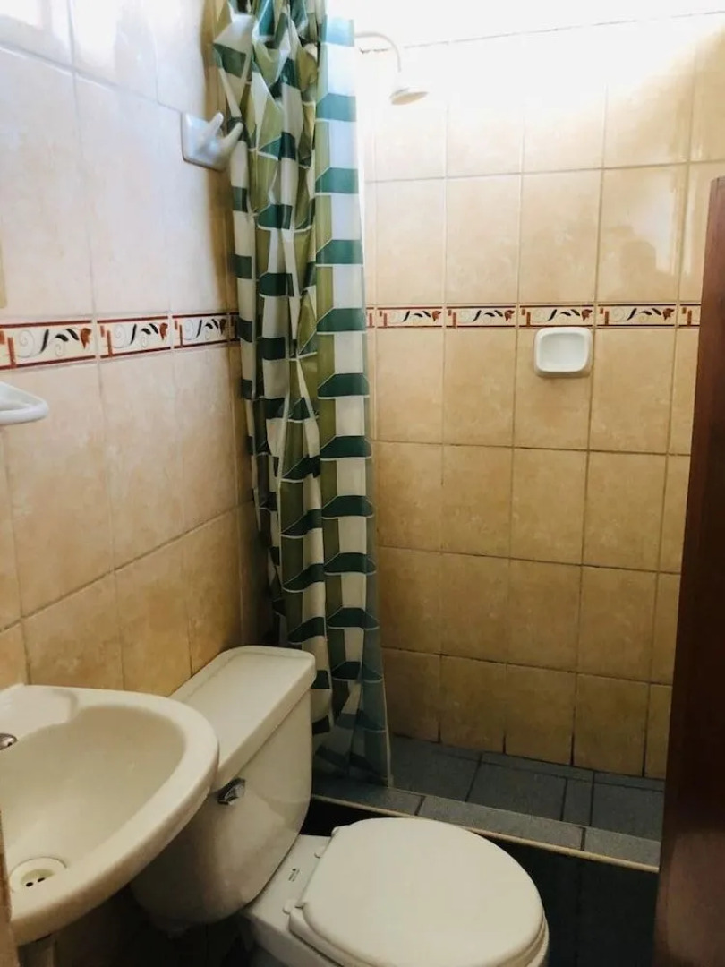 LEO DO-DO Hostal Piura