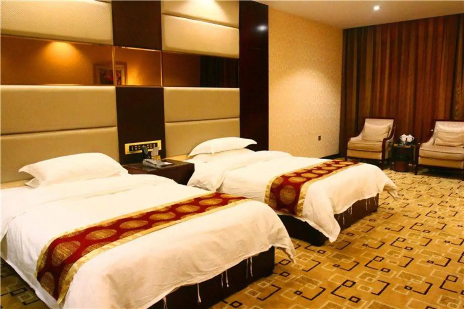 Sanhe Hotel