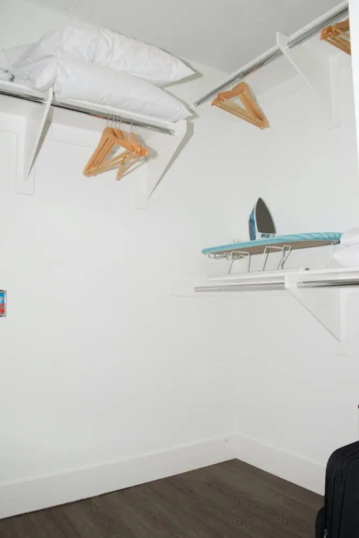 Kasa Orange County Apartments