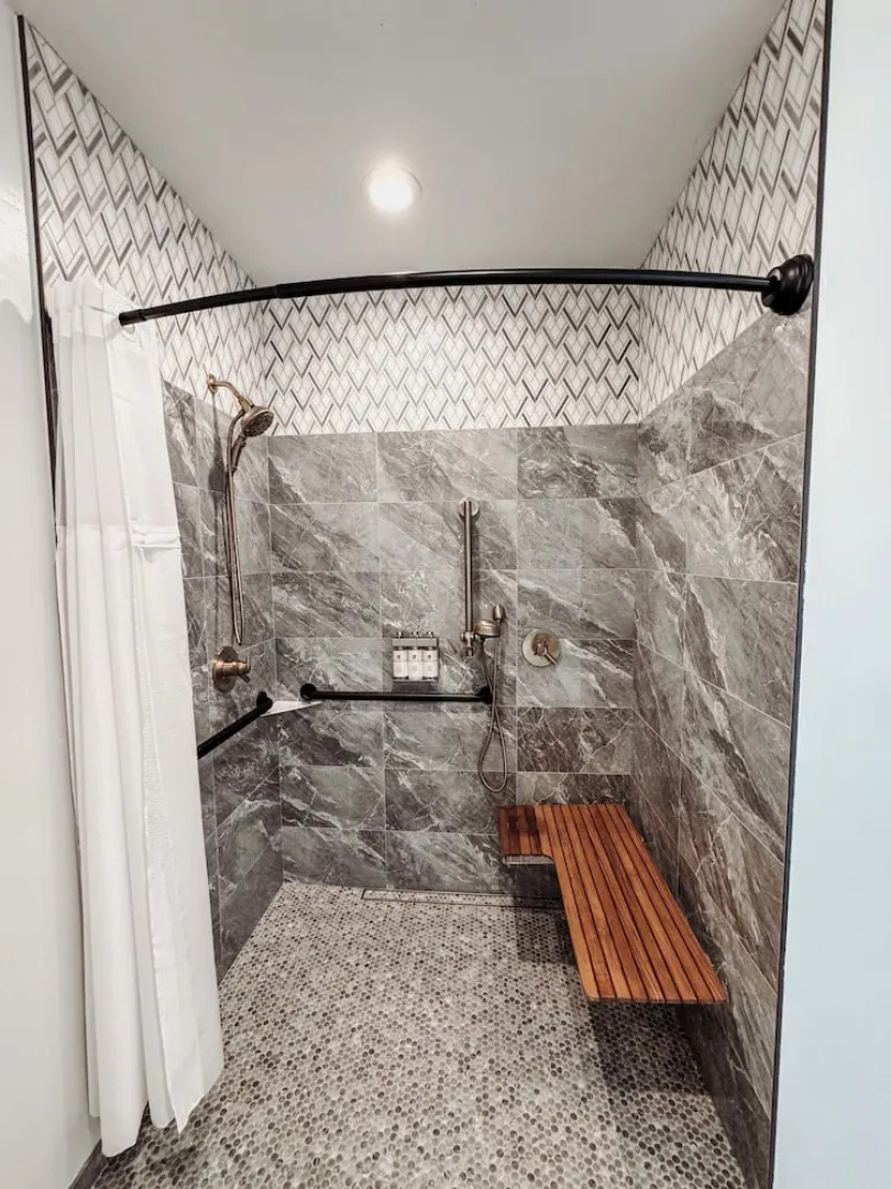 Rhapsody in View Boutique Hotel