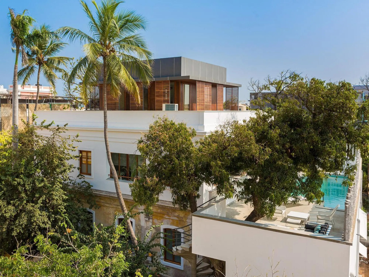 La Villa Hotel
