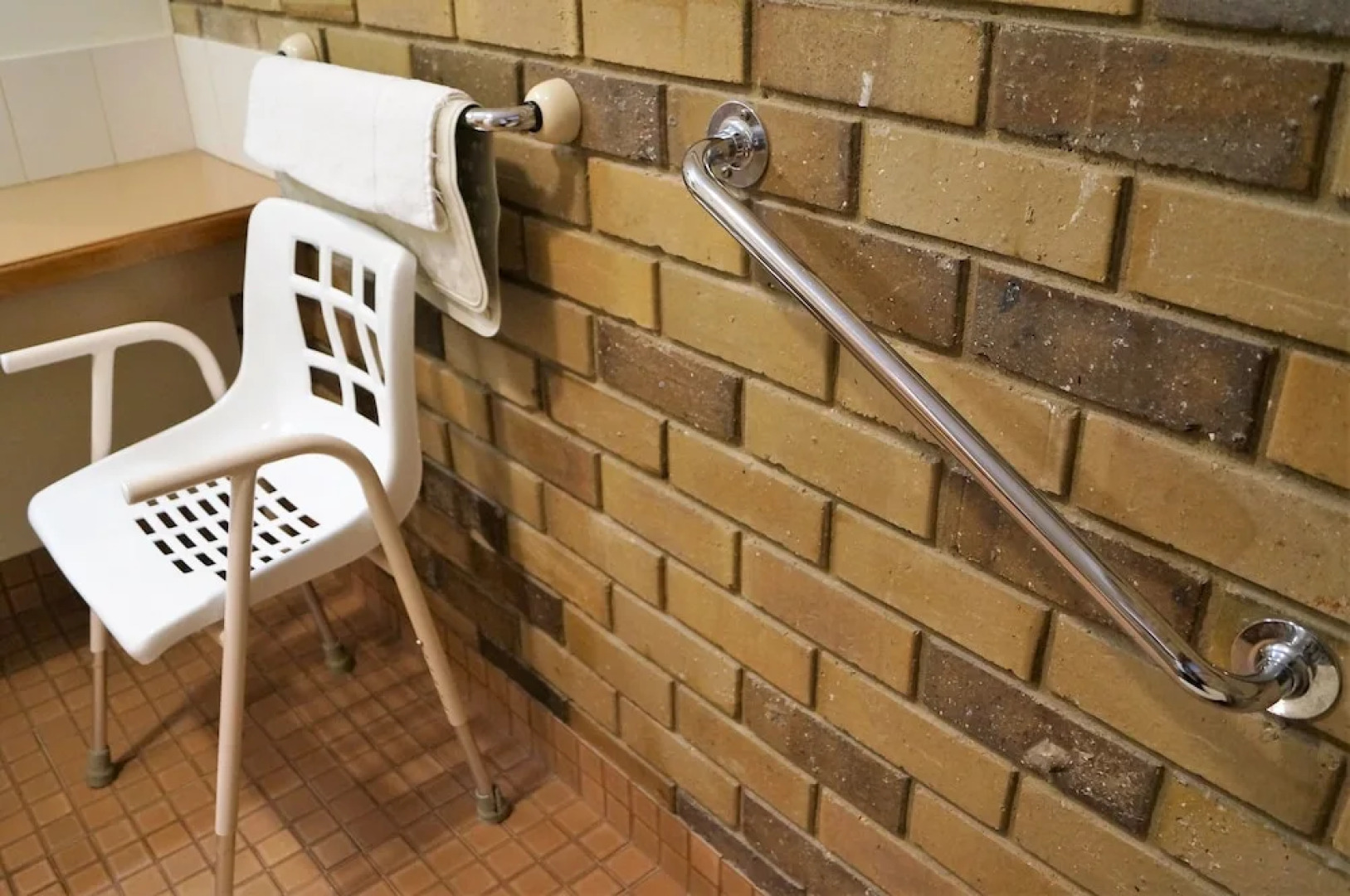 Magdala Motor Lodge & Lakeside Restaurant