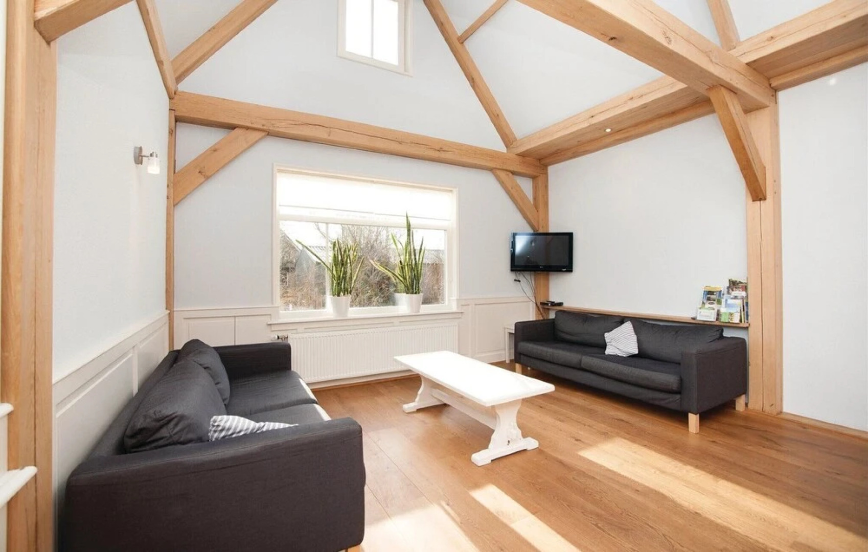 Amazing Home in Zuidoostbeemster With 5 Bedrooms and Wifi