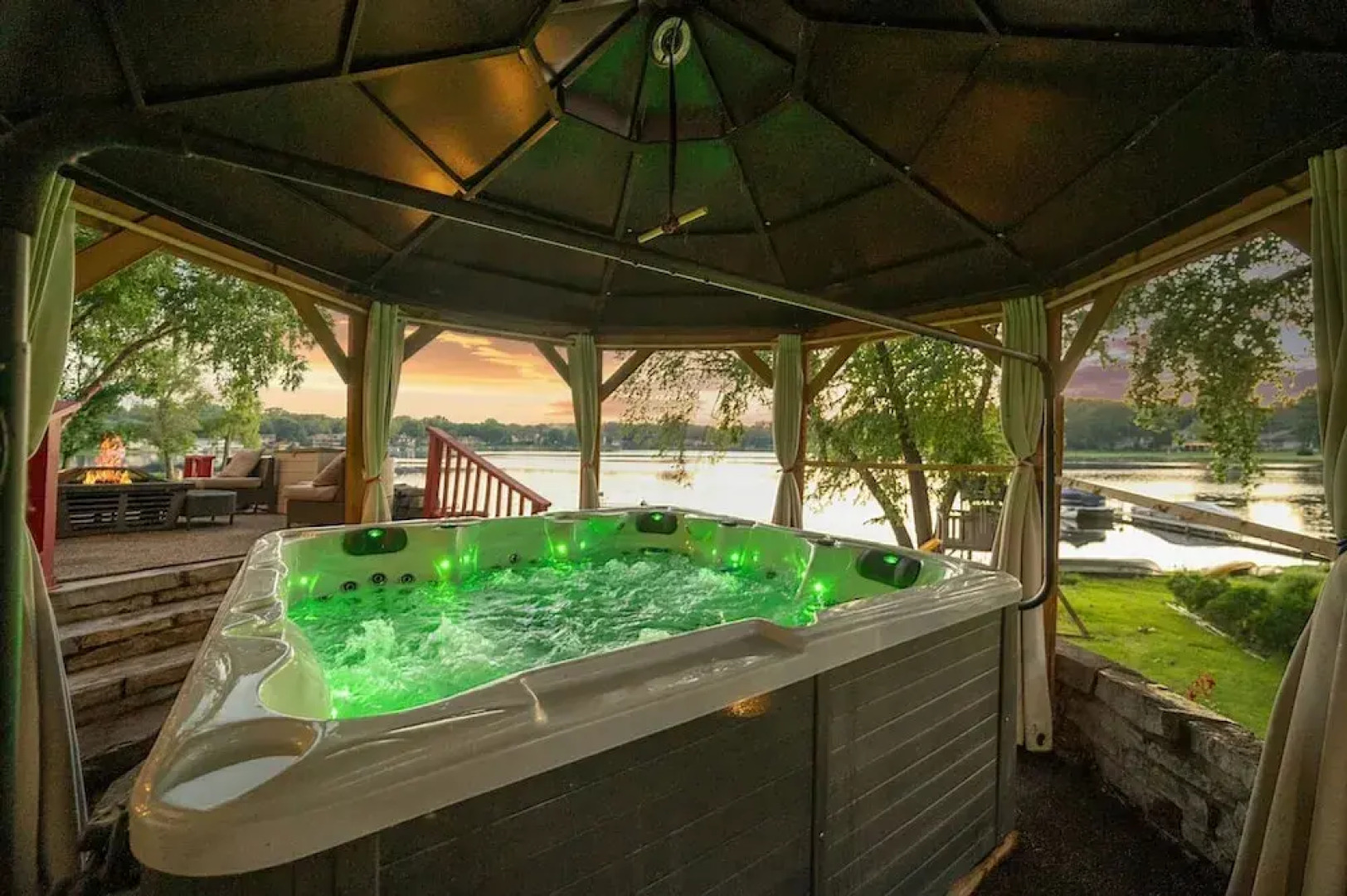 Minnesota Lakehouse Retreat