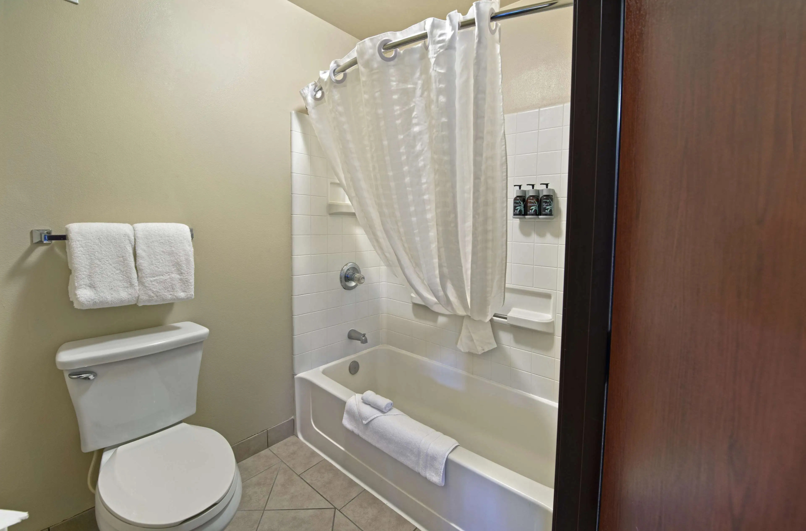 Oxford Suites Yakima