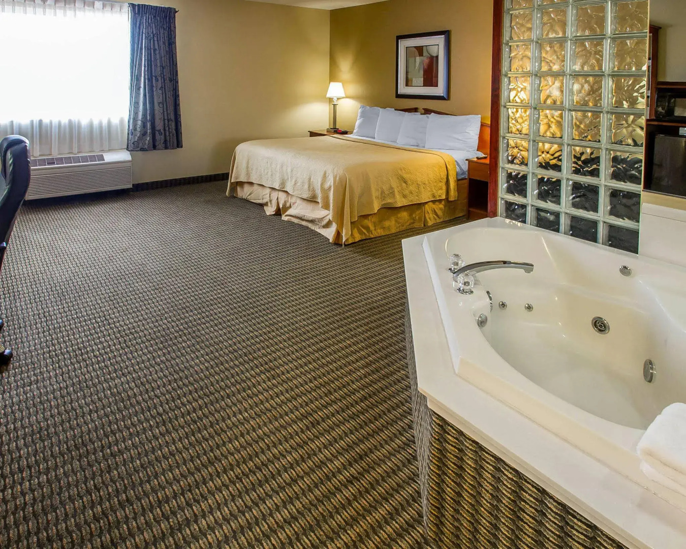 Quality Inn & Suites