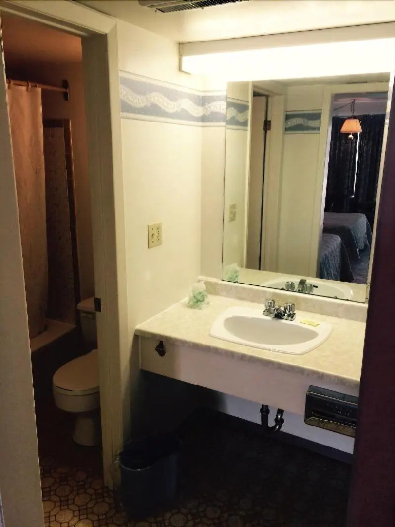 Town N Country Motor Inn