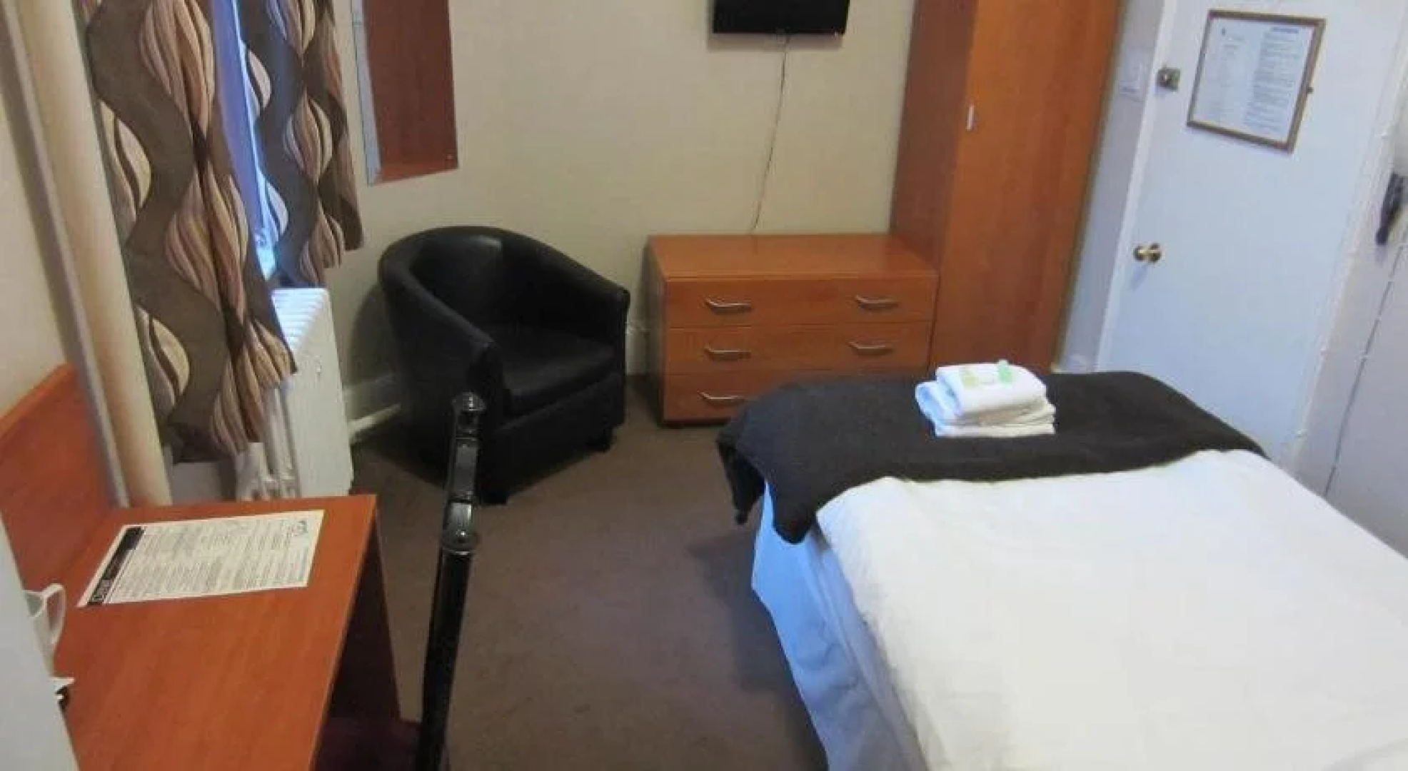 Grail Court Hotel