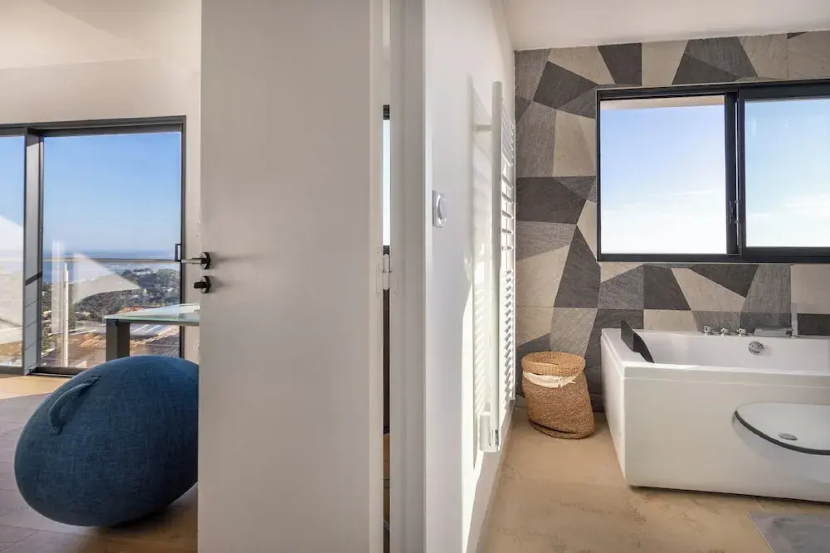 Villa Vue Mer La Californie – Face aux îles d’Or