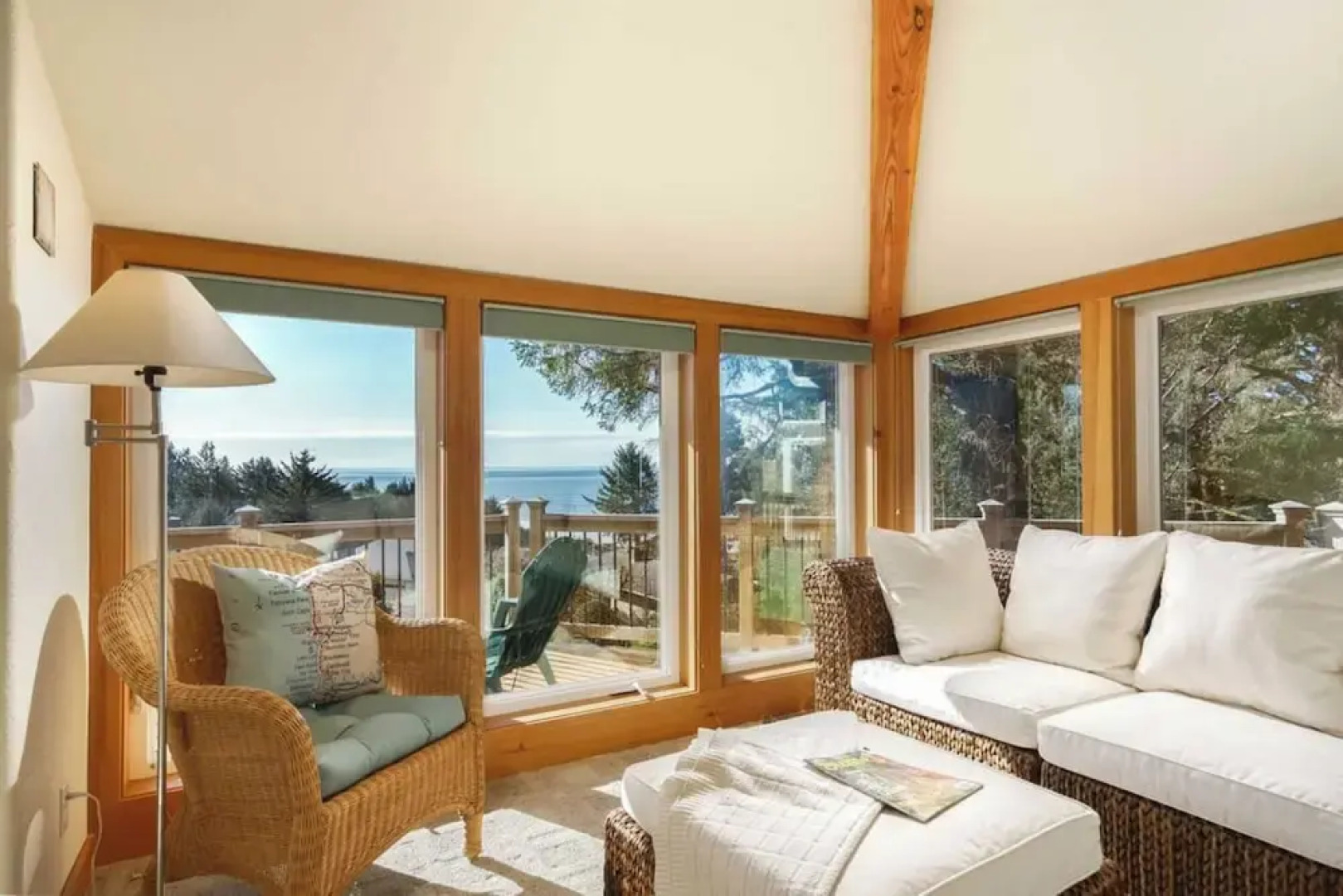 Seagrove by Avantstay Treetop Haven w/ Coastal Views