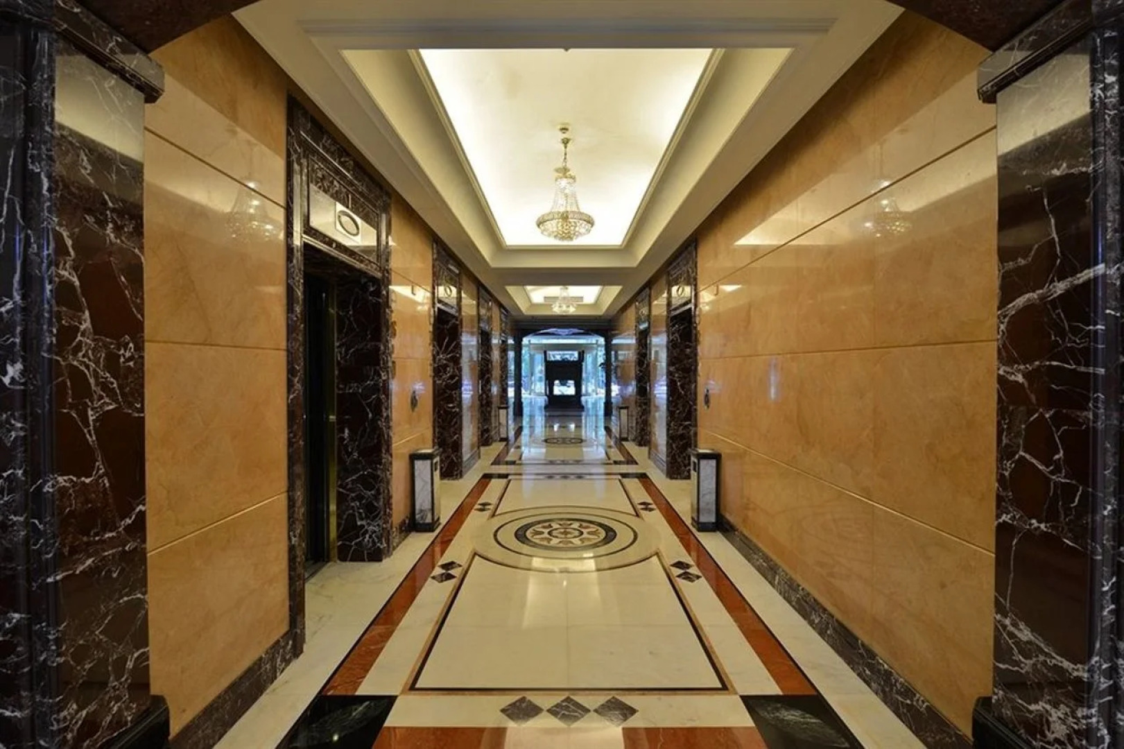 Luxemon Hotel（Pudong Shanghai）