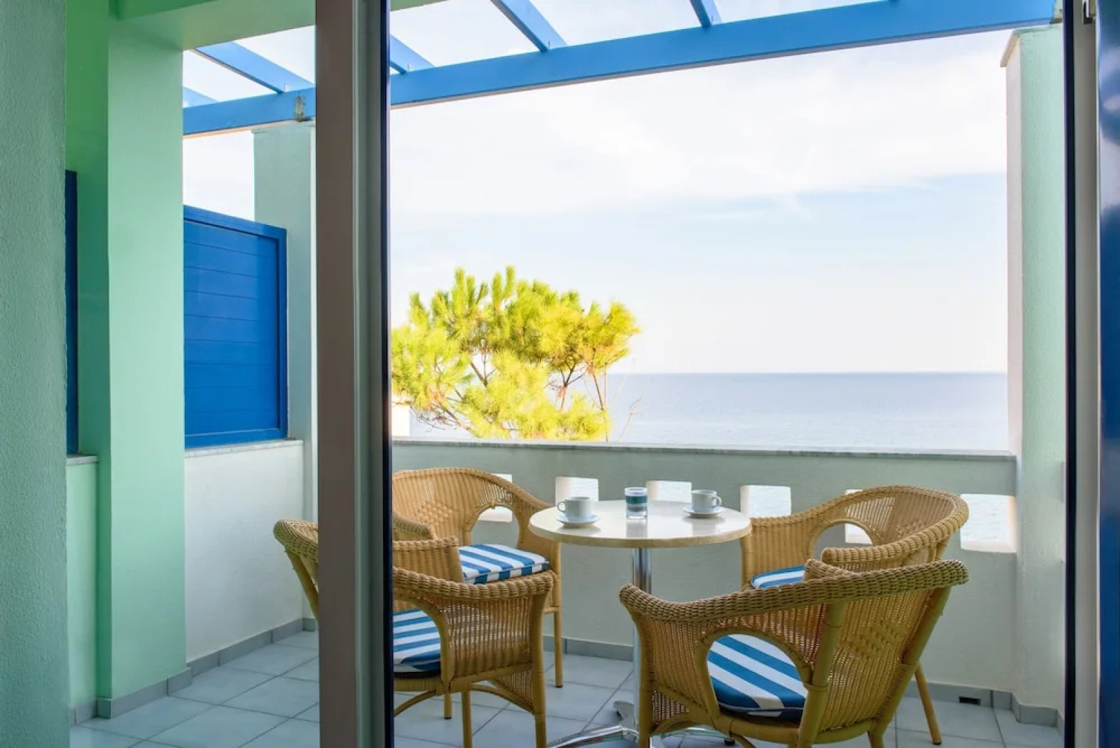 Sea Breeze Hotel Apartments & Residences