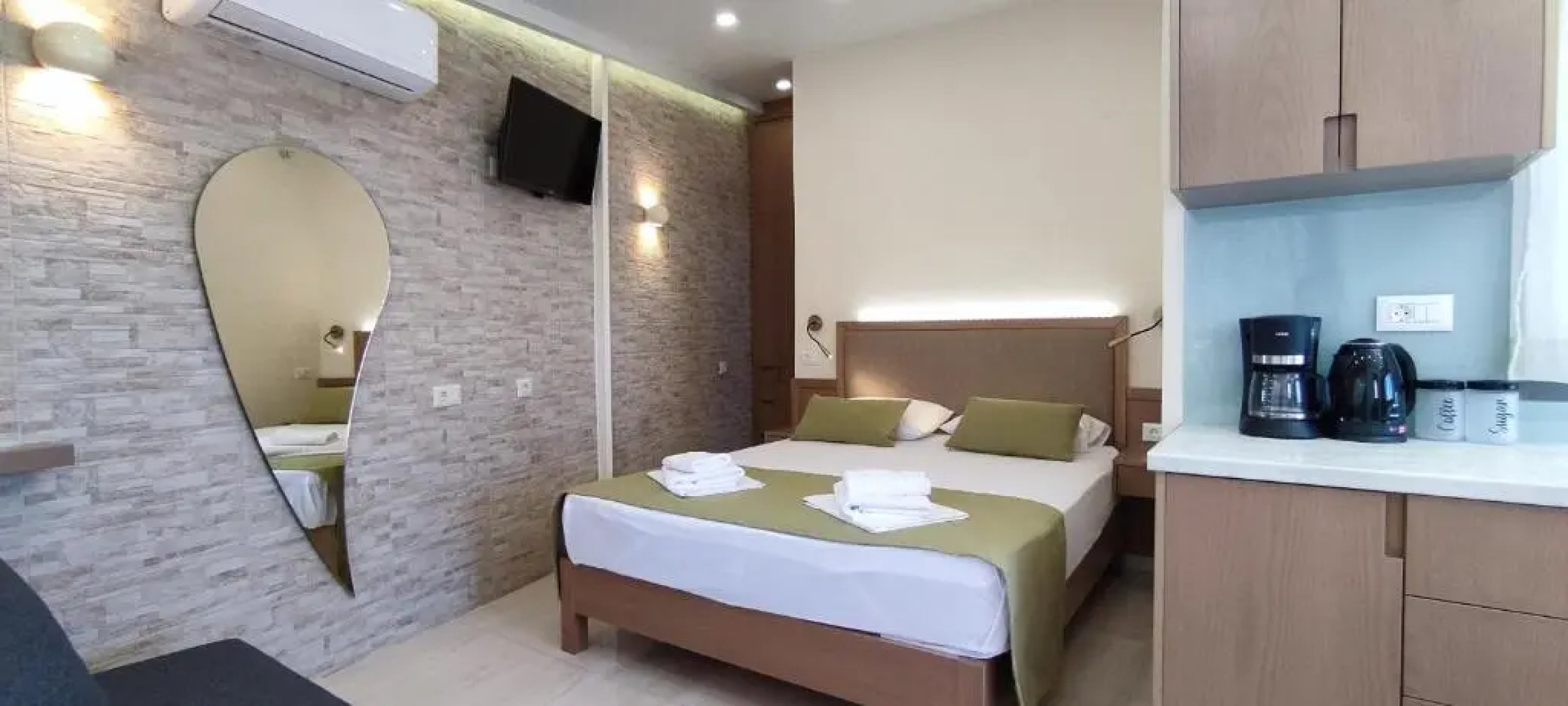 Romantica Apartments