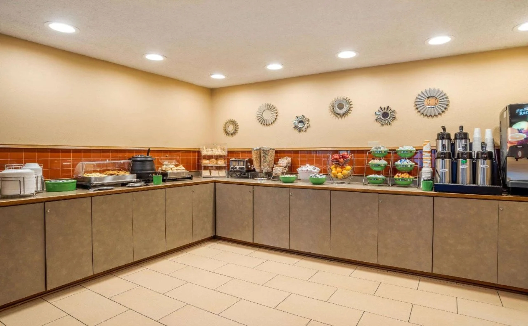 Econo Lodge Inn & Suites Foley - North Gulf Shores
