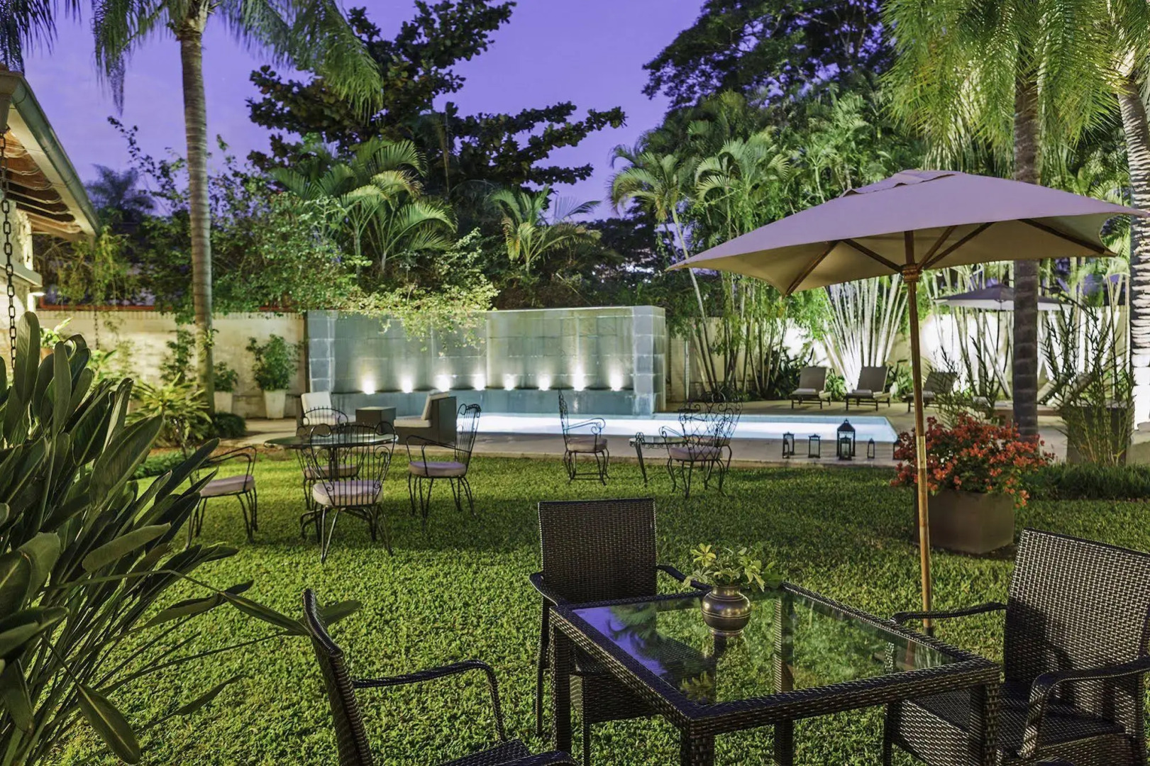 Las Lomas Casa Hotel