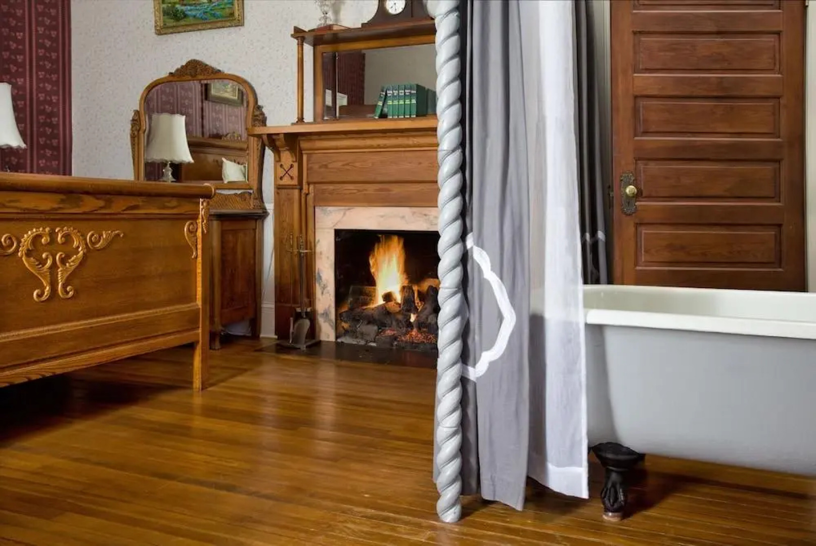 The Reynolds Mansion