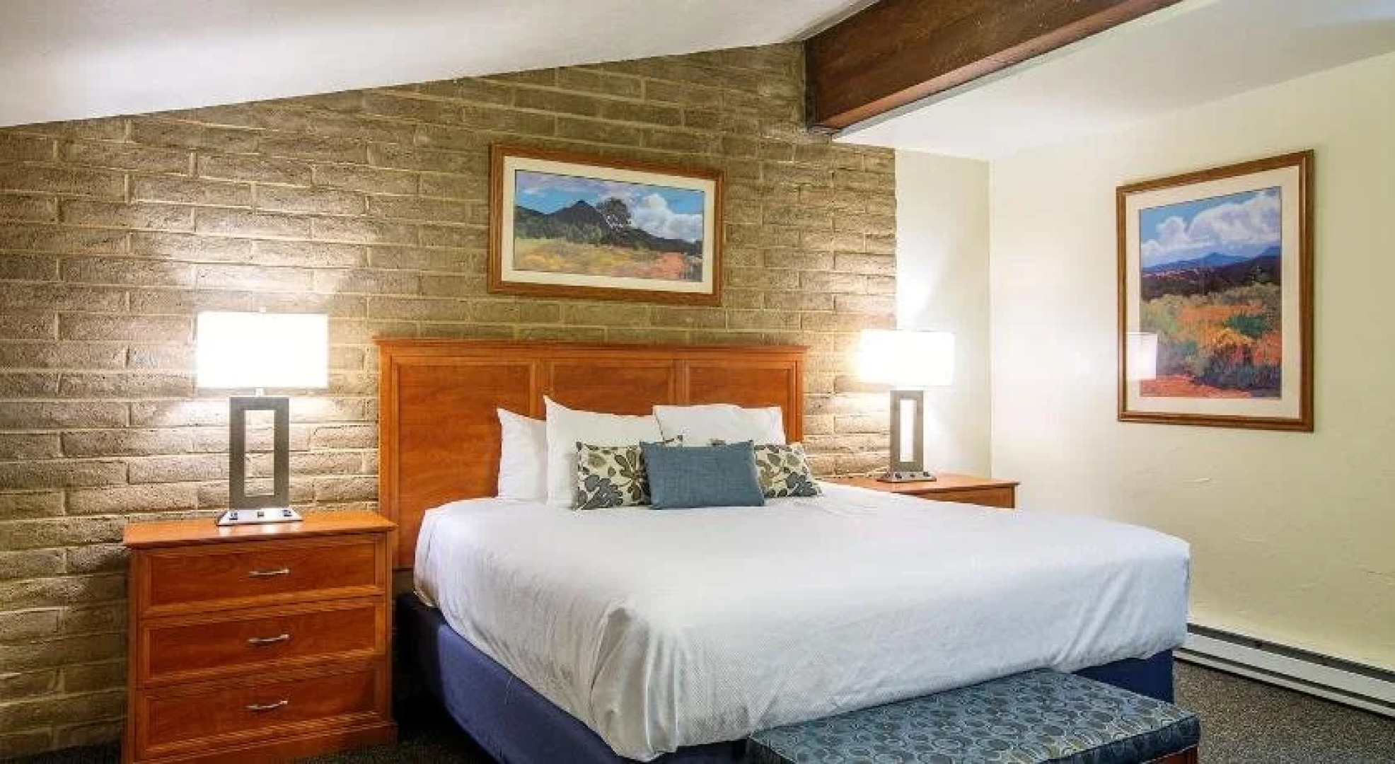 Sandstone Creek Club Condominiums