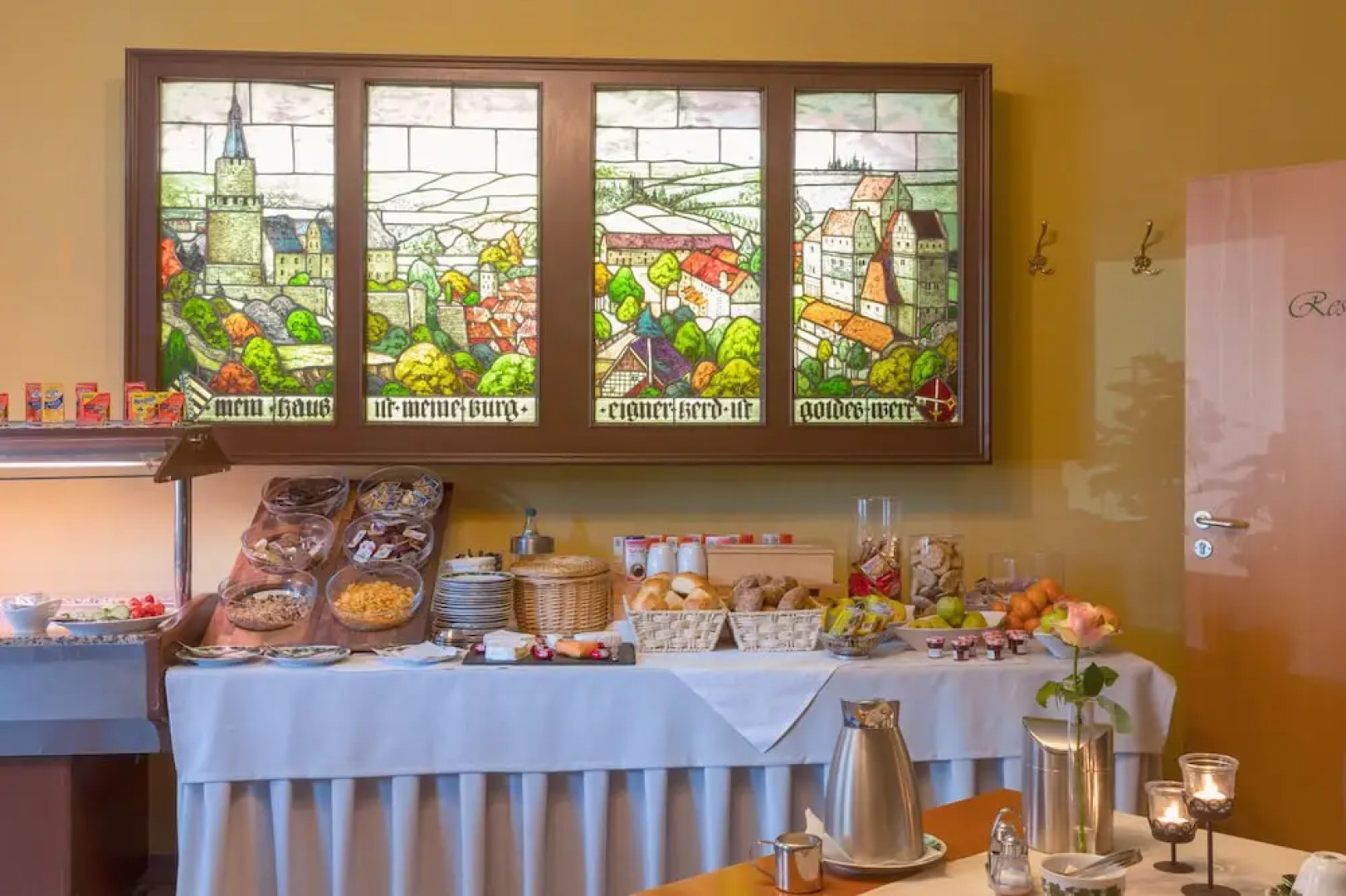 Zur Altstadt - Am Fuße der Osterburg - Gaststätte, Pension, FEWO