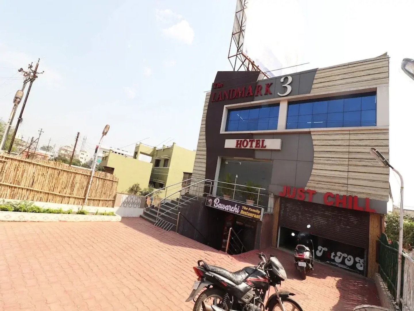 Landmark 3 By OYO Rooms