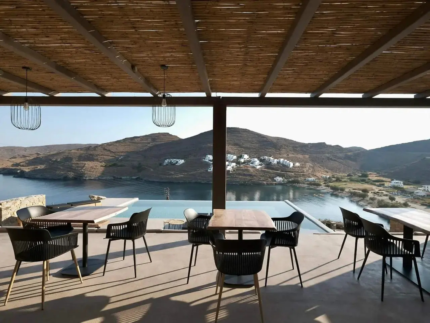 Amal Kythnos Suites
