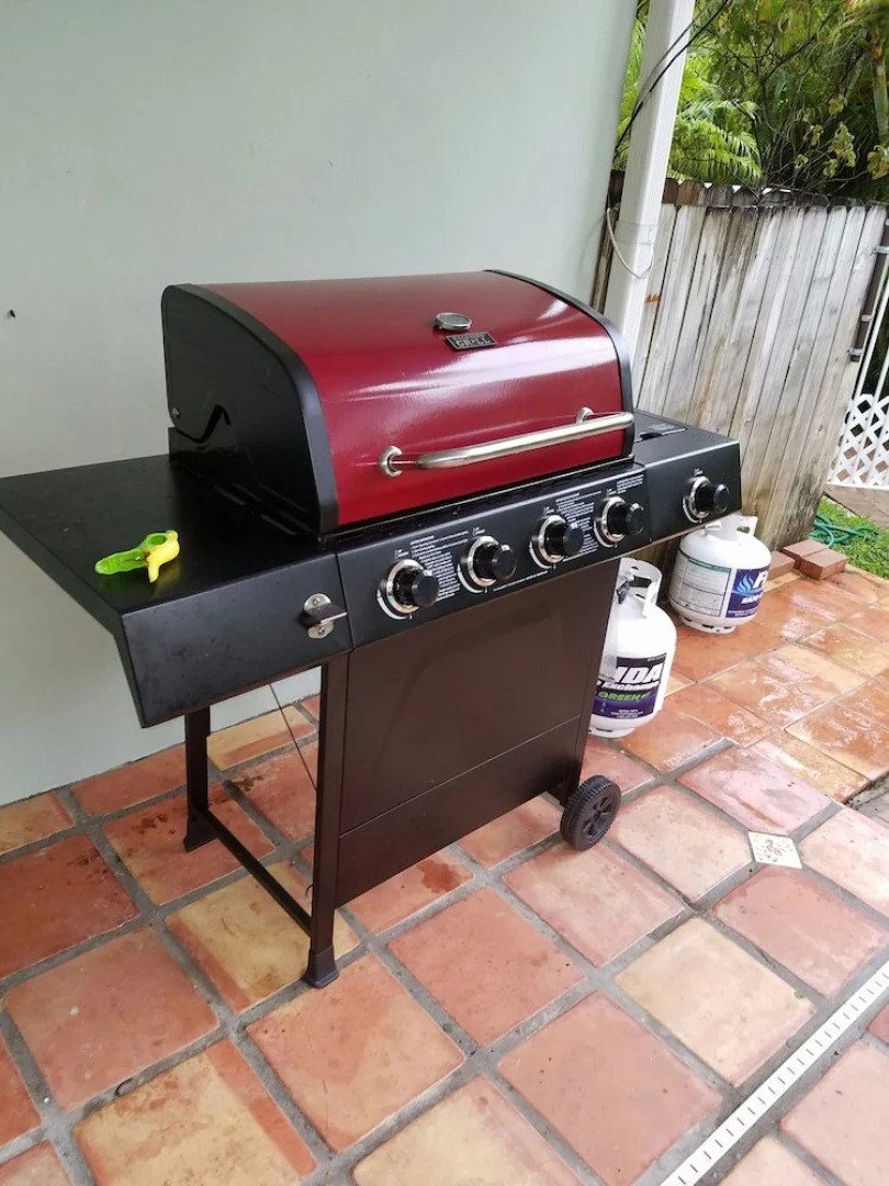 Tropical Oasis Estate