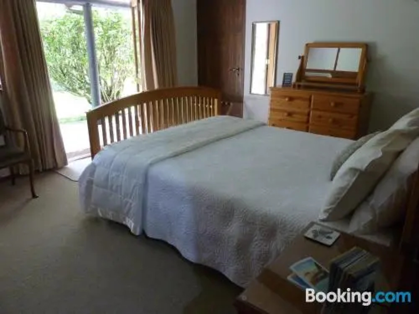 Thorold Country House