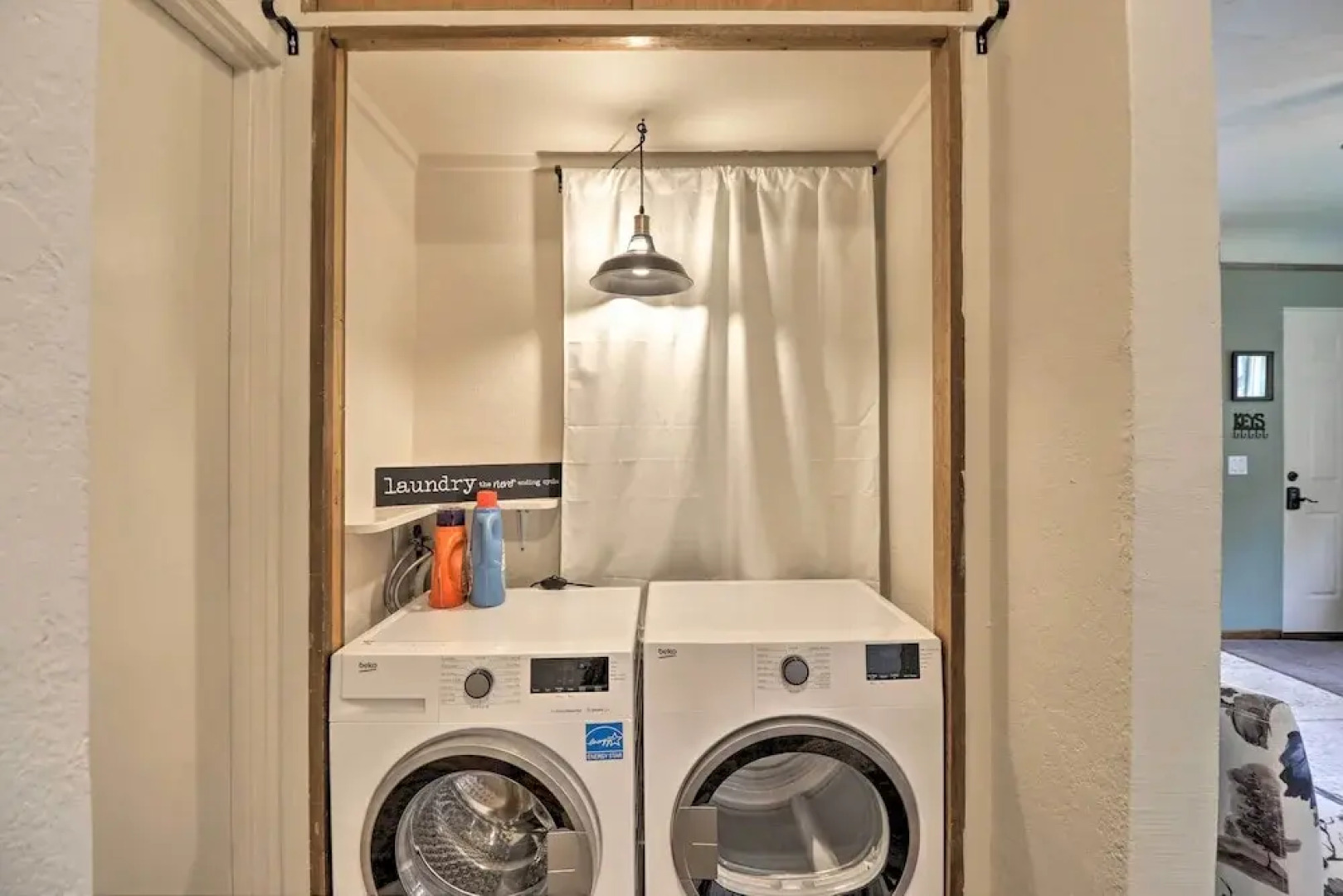 Comfy & Cozy Kalispell Home: Walk to Downtown