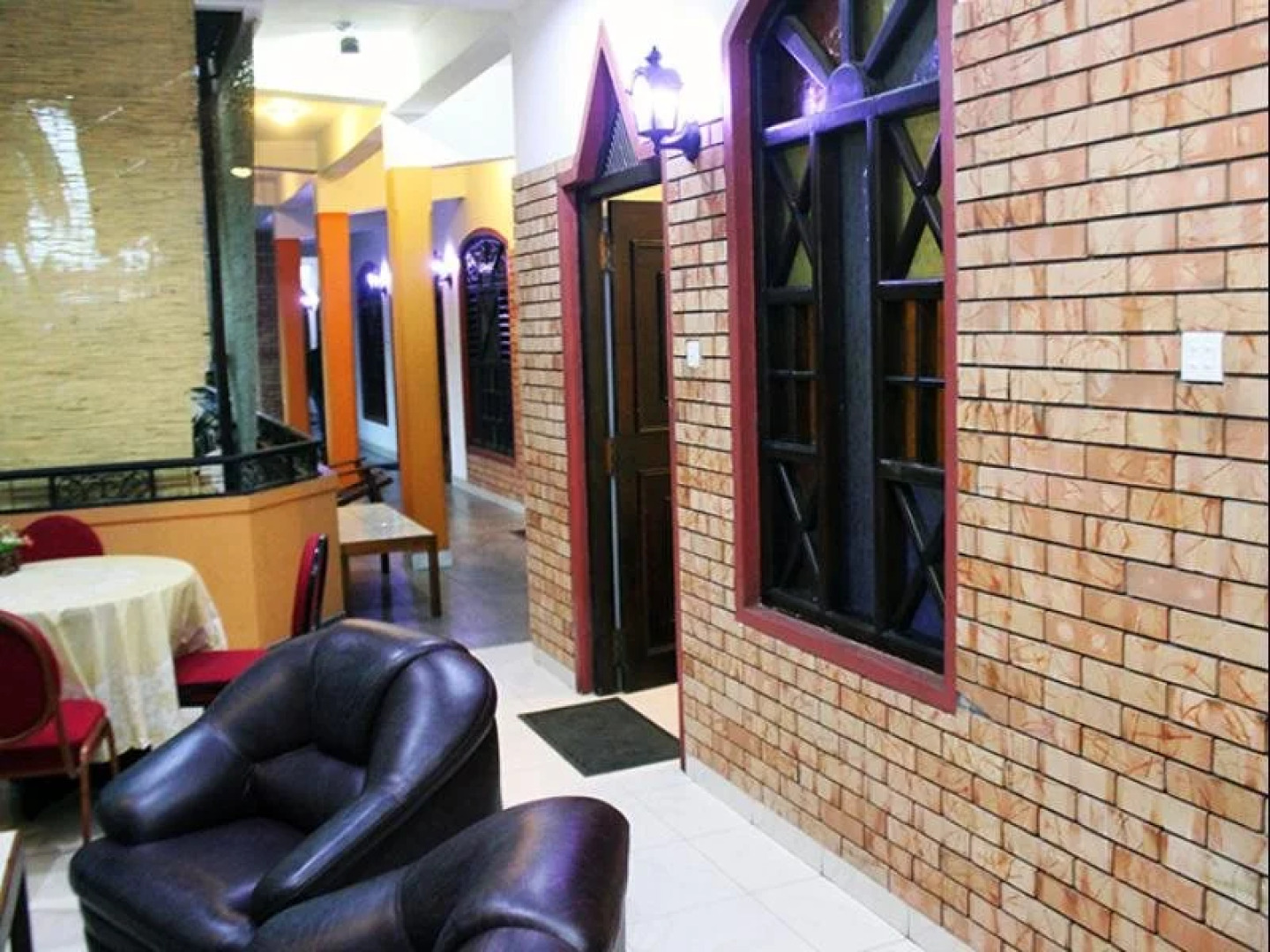 Terrel Hotel - Ampara