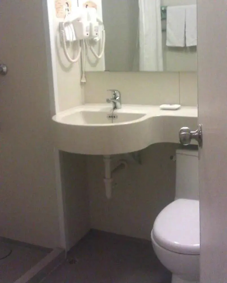 Home Inn Chengdu Luomashi Metro Station