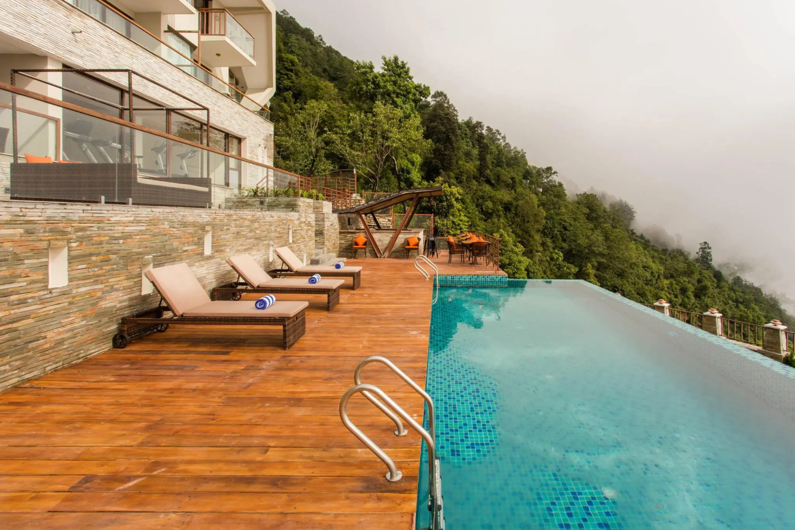 Hotel Mystic Mountain