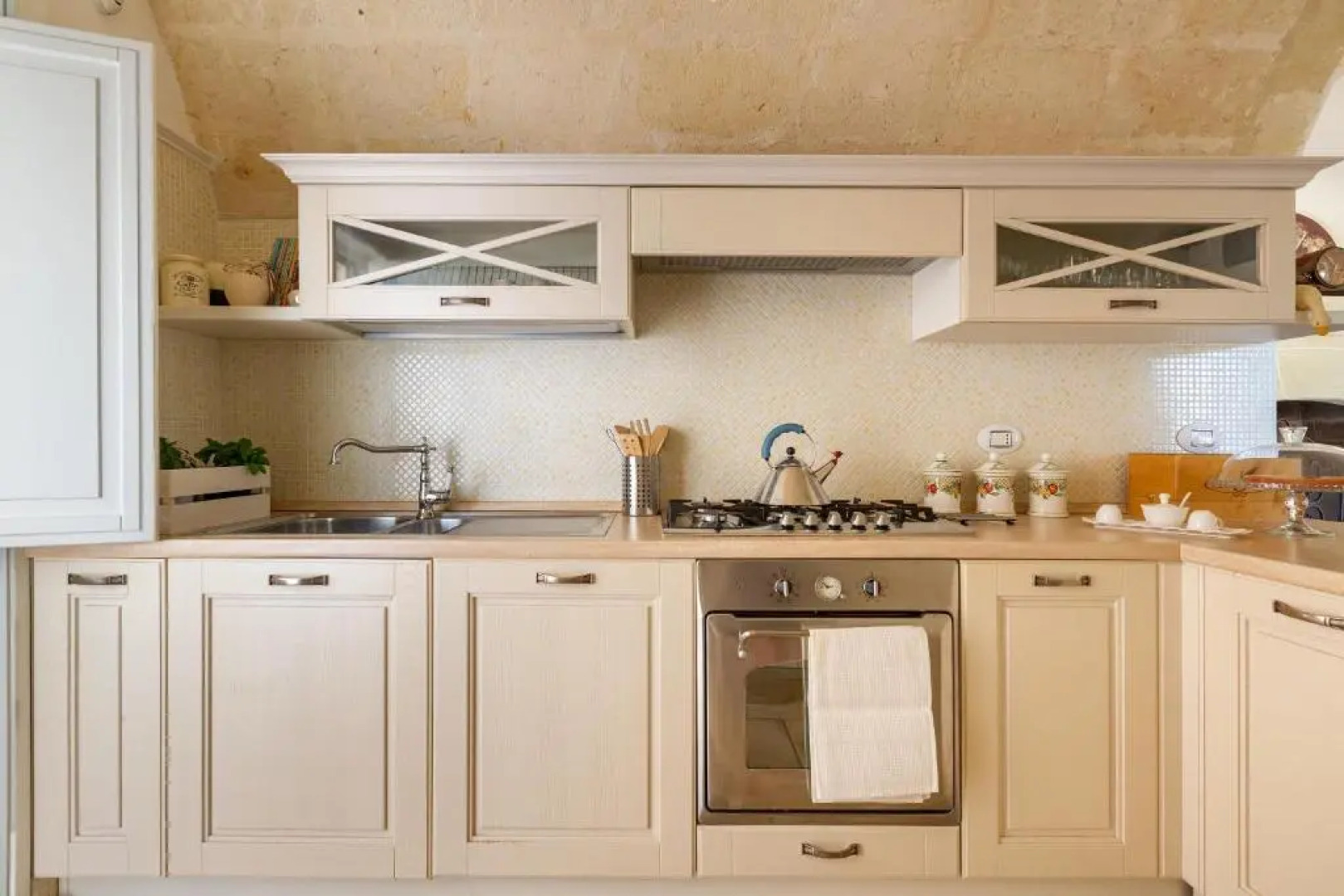 Villa Medici alla Macchia by BarbarHouse