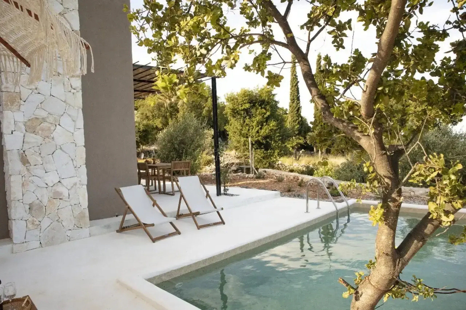 Rock n' Olive Villas