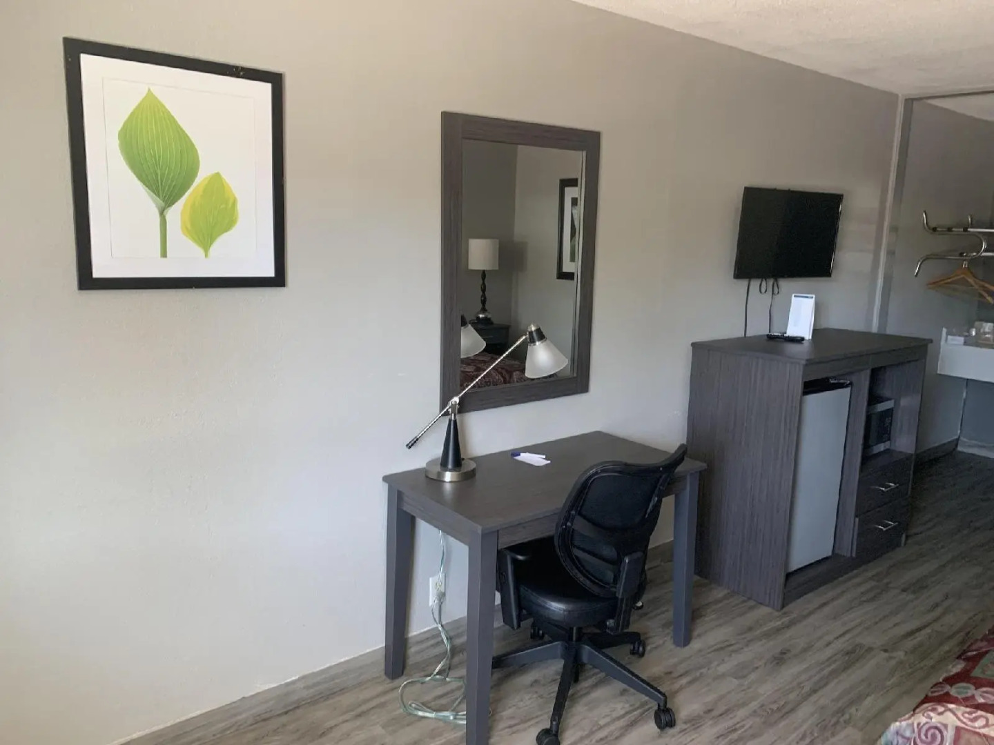 Executive Inn Locust Grove