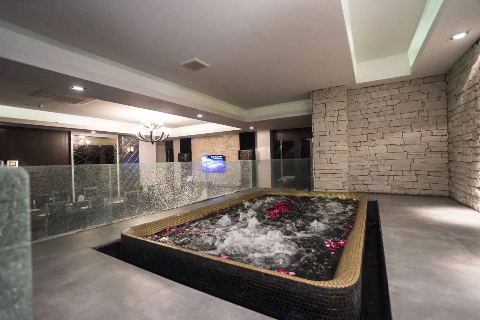 Kiss Gardenhome Chic Hotel