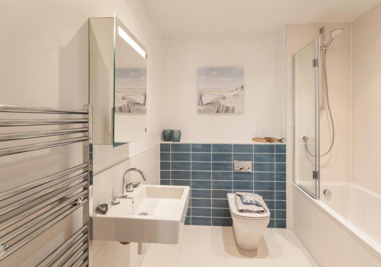 16 Woolacombe - Indoor Pool & 4 min walk to Beach!