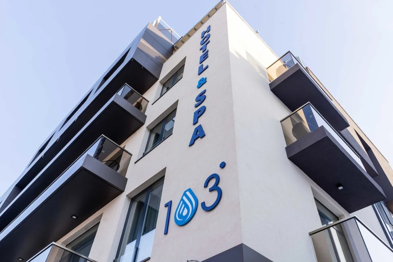 103 Degrees Hotel & SPA