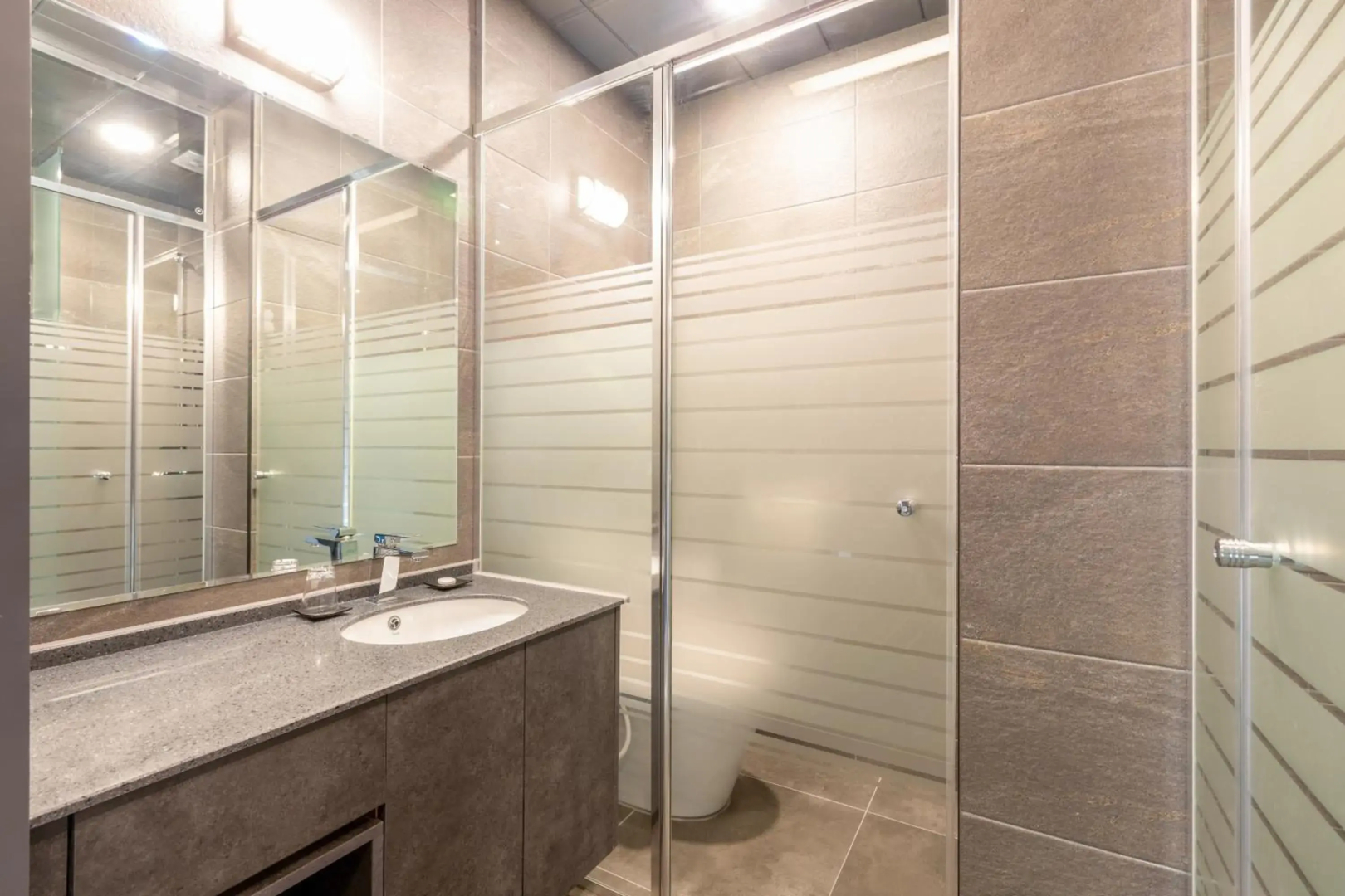 Urbanest Hotel