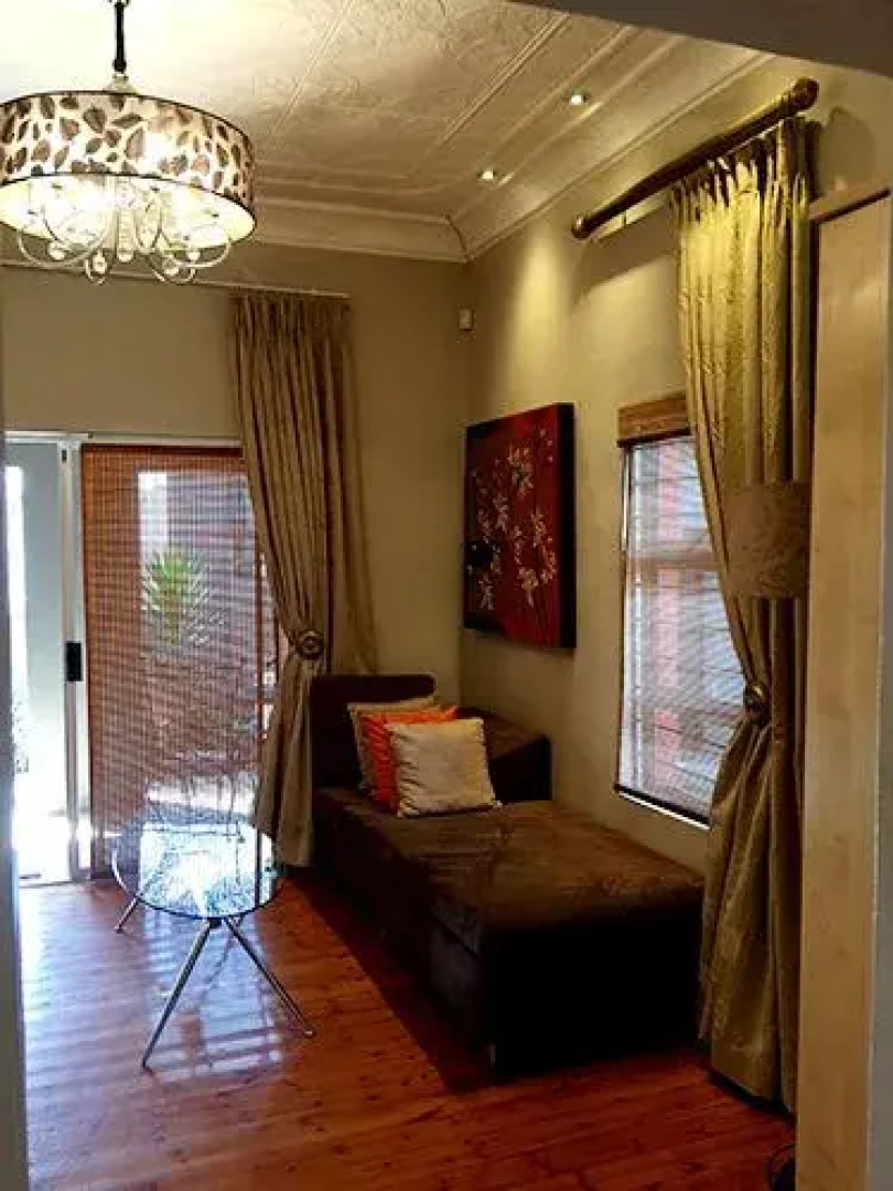 Saffron Guest House
