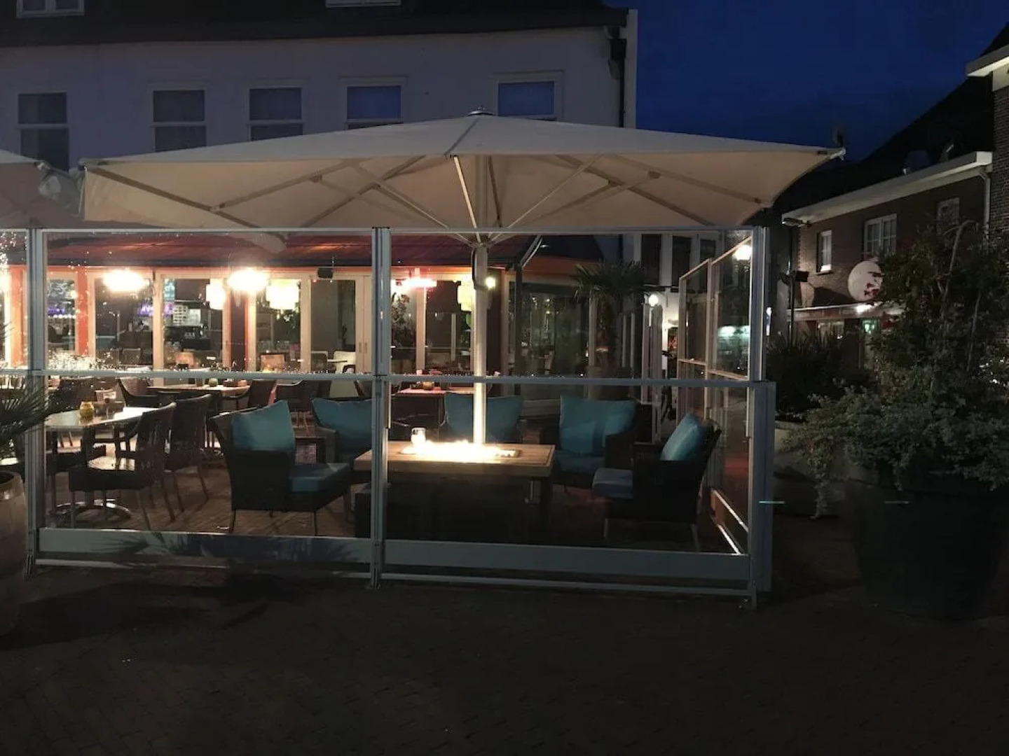 Hotel Allure Lounge & Dinner