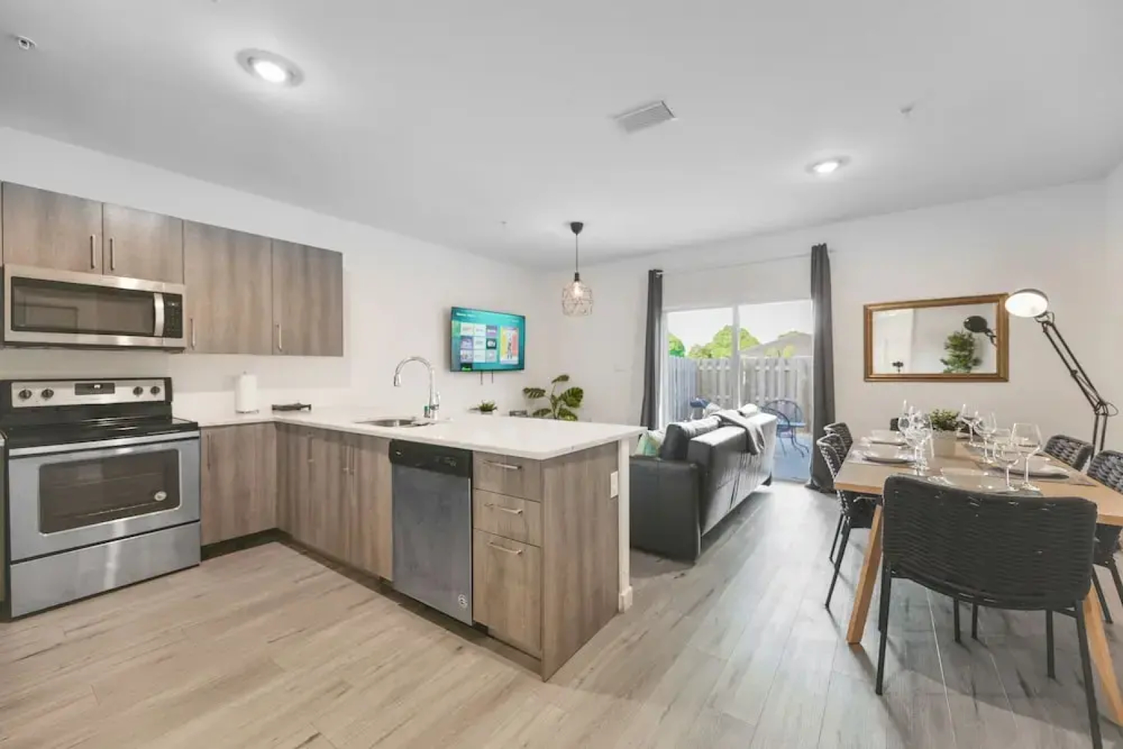 Stylish Townhouses by Design District