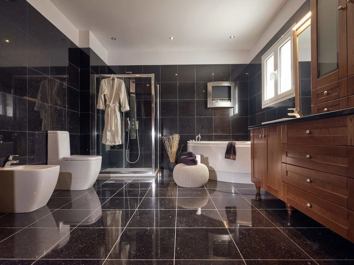 Mont Bleu Luxury Villa