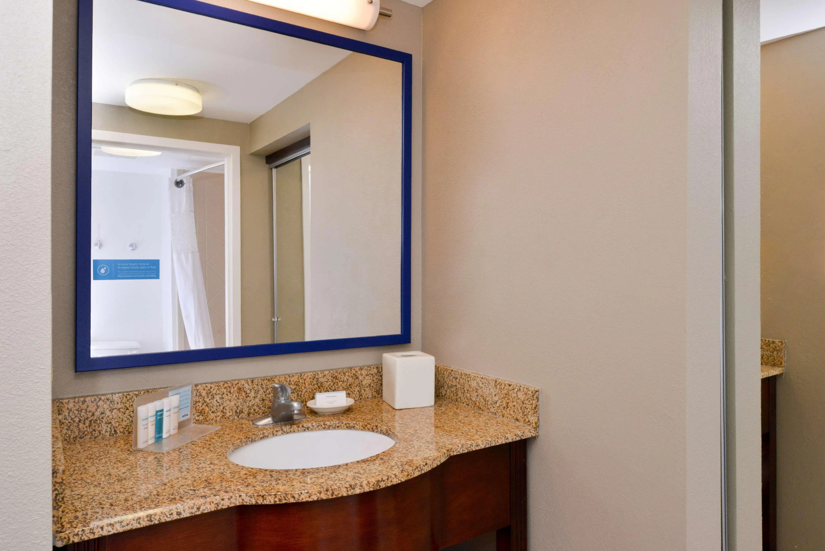 Hampton Inn & Suites Plymouth