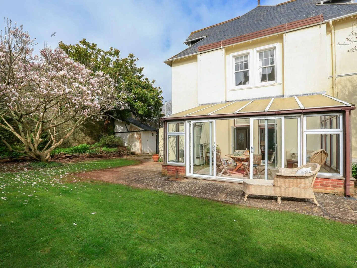 1 Holmleigh