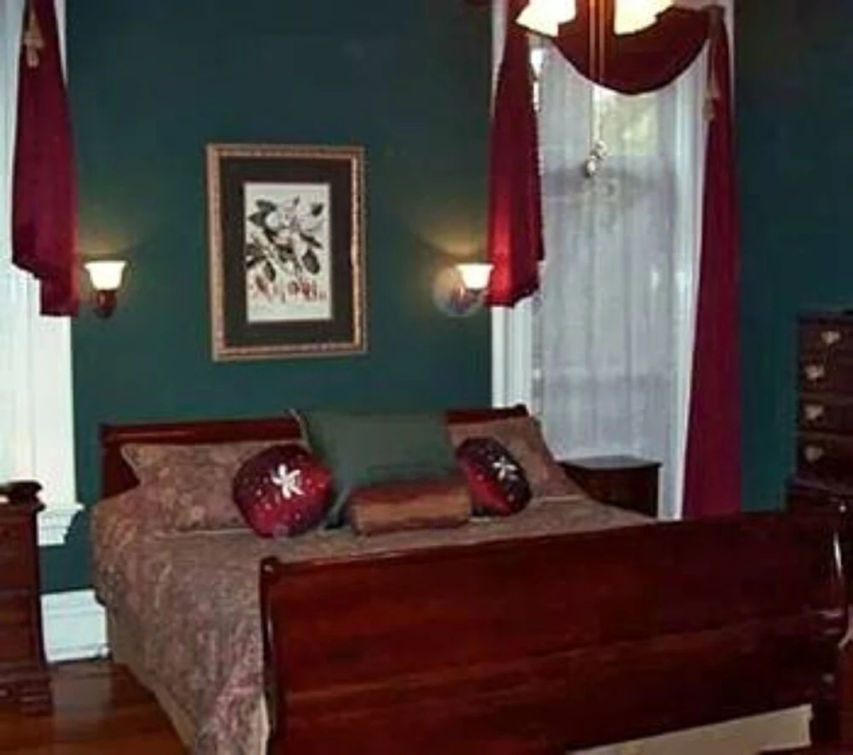 The Claremont House Bed & Breakfast